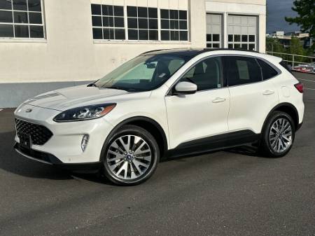 2022 Ford Escape Titanium