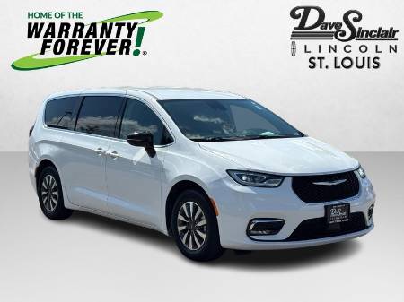 2024 Chrysler Pacifica Hybrid Select