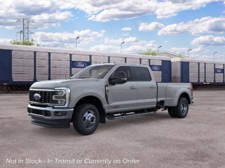 2026 Ford Super Duty F-350 DRW LARIAT