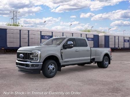 2026 Ford Super Duty F-350 DRW LARIAT