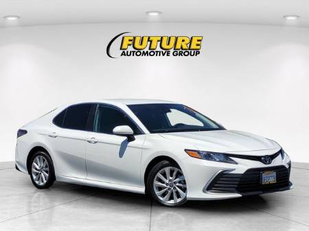 2022 Toyota Camry LE