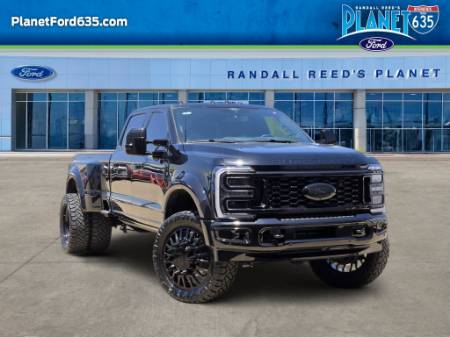 2026 Ford Super Duty F-450 DRW Platinum