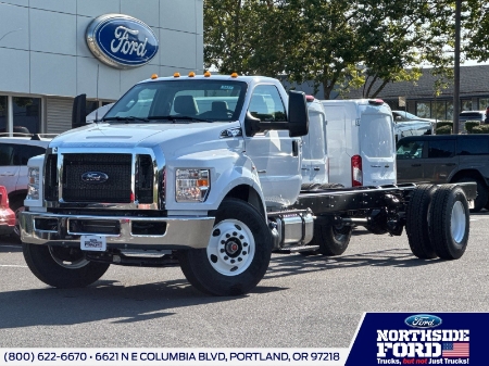 2027 Ford F-650 Straight Frame Base