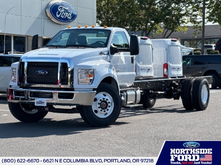 2027 Ford F-650 Straight Frame Base