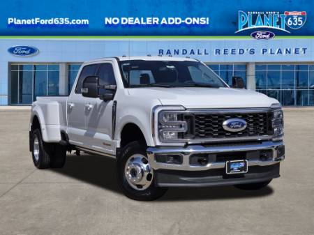 2026 Ford Super Duty F-350 DRW LARIAT