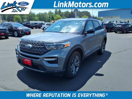 2024 Ford Explorer XLT 4WD