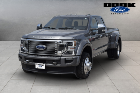 2022 Ford F-450SD Platinum