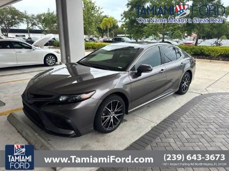 2023 Toyota Camry SE