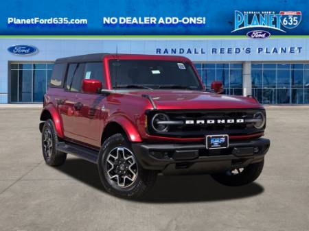 2026 Ford Bronco Outer Banks