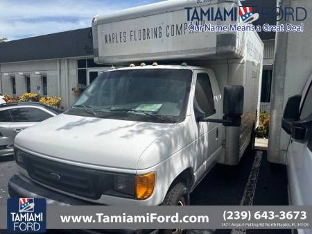 2006 Ford E-450SD Base