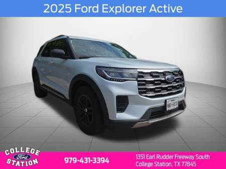 2025 Ford Explorer Active
