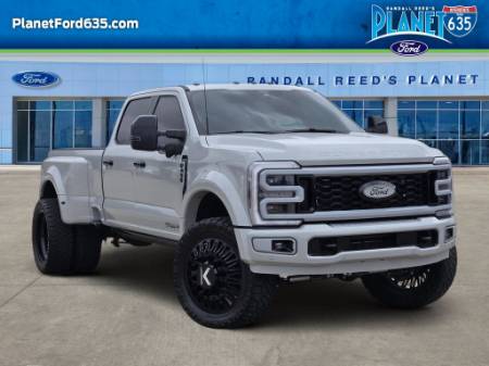 2026 Ford Super Duty F-450 DRW Platinum