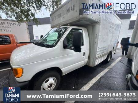 2006 Ford E-450SD Base
