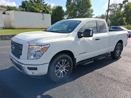 2024 Nissan Titan SV