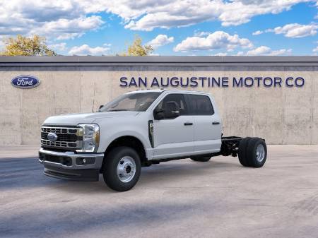 2026 Ford Super Duty F-350 DRW XL