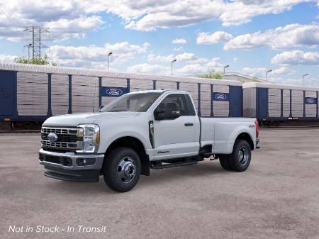 2026 Ford Super Duty F-350 DRW XLT