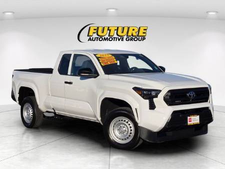 2025 Toyota Tacoma SR