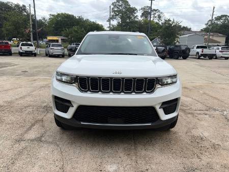 2023 Jeep Grand Cherokee Laredo