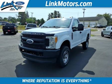 2017 Ford F-350 Super Duty XL 4WD Reg Cab 8 Box