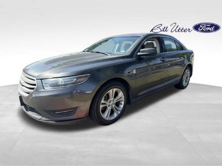 2016 Ford Taurus SEL