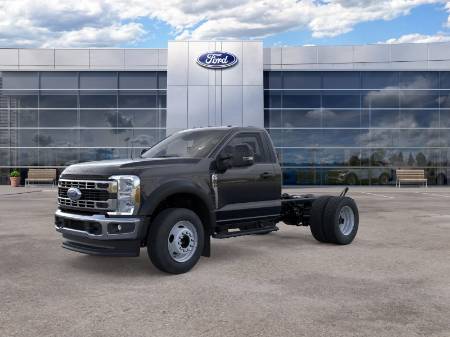 2026 Ford Super Duty F-600 DRW