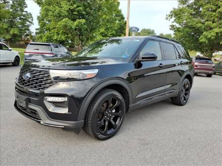 2024 Ford Explorer ST-Line