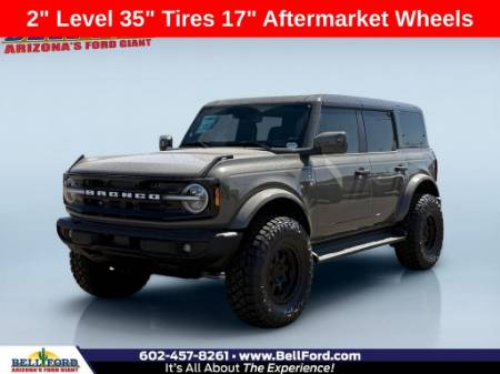 2026 Ford Bronco Outer Banks