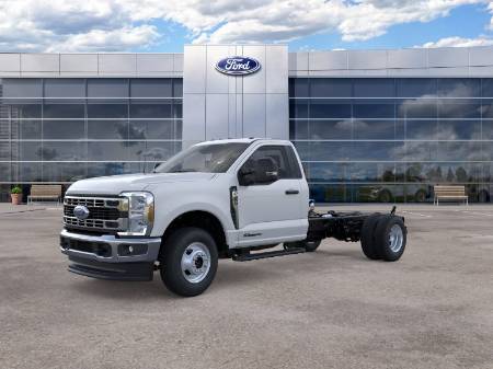 2026 Ford Super Duty F-350 DRW XL