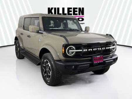 2026 Ford Bronco Outer Banks