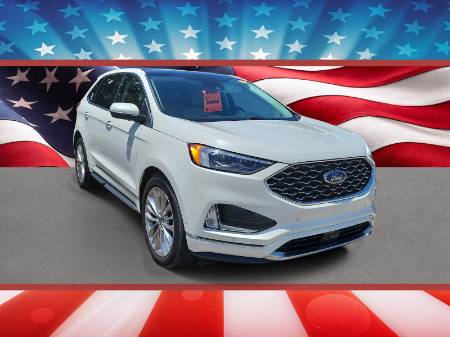 2022 Ford Edge Titanium
