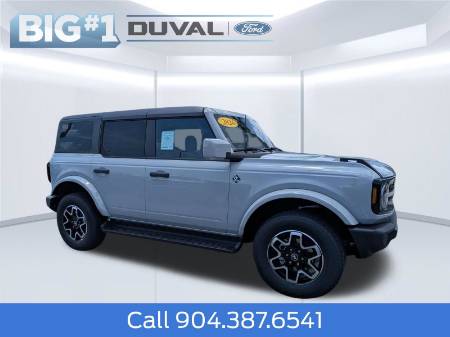 2026 Ford Bronco Outer Banks
