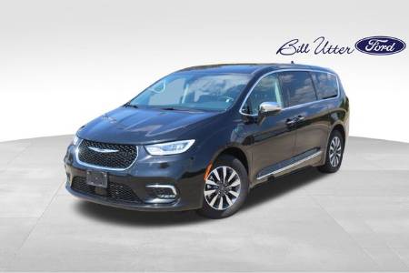 2023 Chrysler Pacifica Hybrid Limited