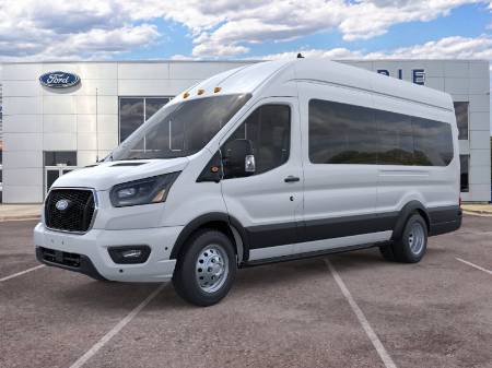 2026 Ford Transit Passenger Wagon XLT