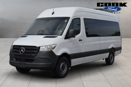 2025 Mercedes-Benz Sprinter 2500 Passenger 170 WB