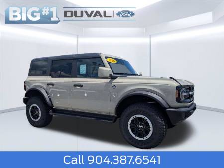 2026 Ford Bronco Outer Banks