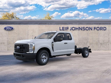 2026 Ford Super Duty F-350 SRW XL