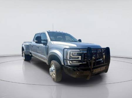 2024 Ford Super Duty F-450 DRW LARIAT