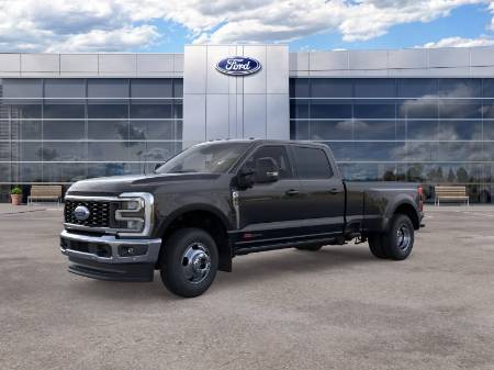 2026 Ford Super Duty F-350 DRW LARIAT