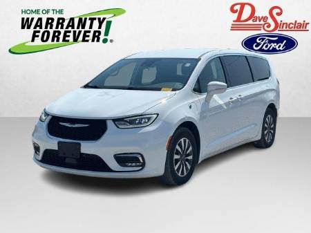 2022 Chrysler Pacifica Hybrid Touring L