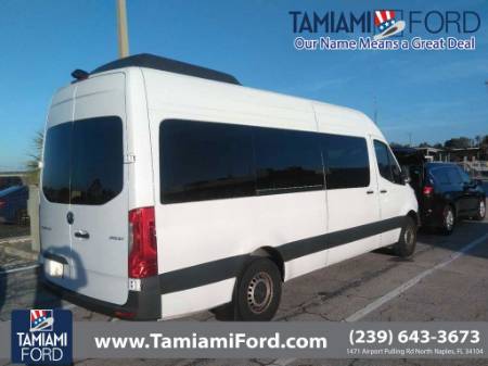 2025 Mercedes-Benz Sprinter 2500 Passenger 170 WB