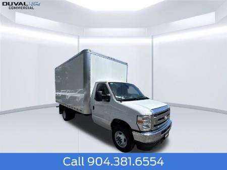 2026 Ford E-450SD Base