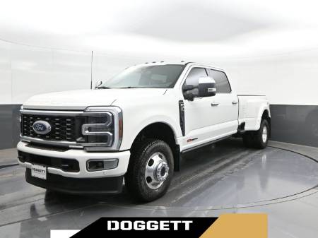 2026 Ford Super Duty F-350 DRW Platinum