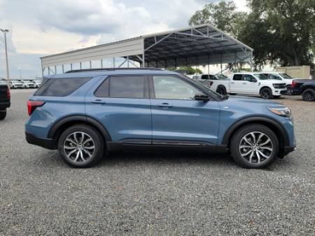 2027 Ford Explorer ST-Line