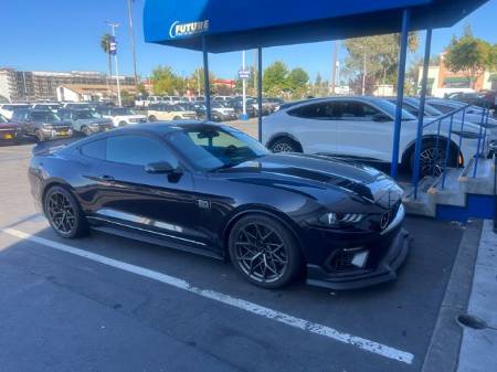 2022 Ford Mustang Mach 1