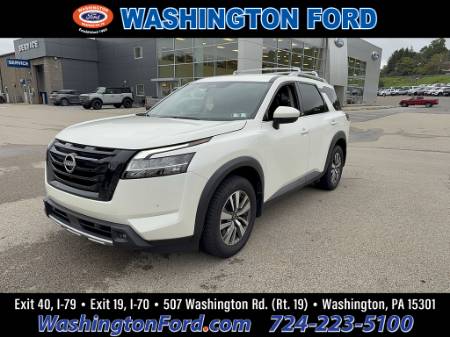 2023 Nissan Pathfinder SL