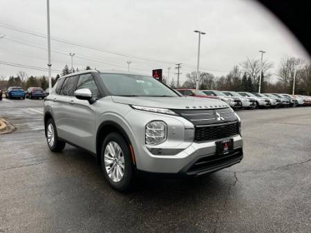 2026 Mitsubishi Outlander ES ES