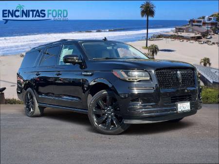 2022 Lincoln Navigator L Reserve