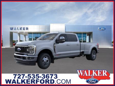 2026 Ford Super Duty F-350 DRW LARIAT