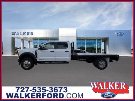 2026 Ford Super Duty F-550 DRW XL 4WD Crew Cab CM RD 11' Gooseneck