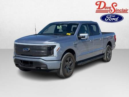 2022 Ford F-150 Lightning LARIAT 4WD SuperCrew 5.5' Box